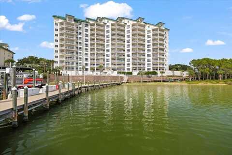 662 Harbor Boulevard, Destin, FL 32541