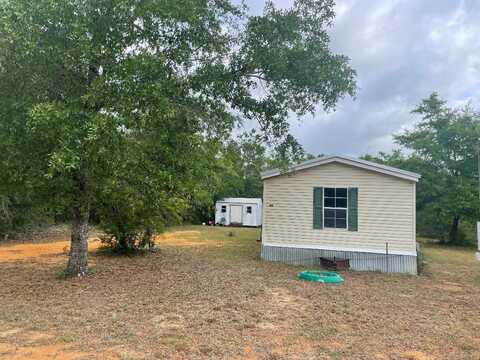95 E Juniper Avenue, DeFuniak Springs, FL 32433