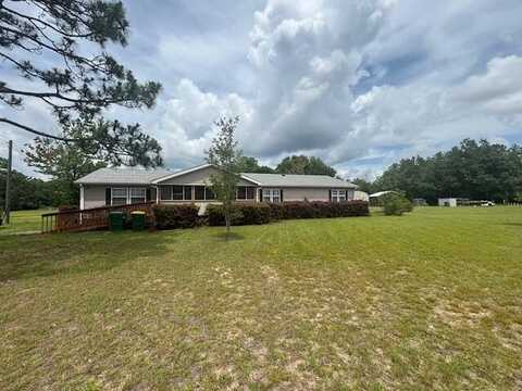 5995 Staff Road, Crestview, FL 32536