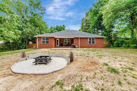 121 Hillwood Drive, Crestview, FL 32539