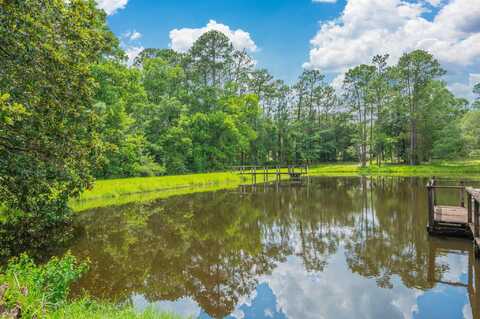 2226 W James Lee Boulevard, Crestview, FL 32536