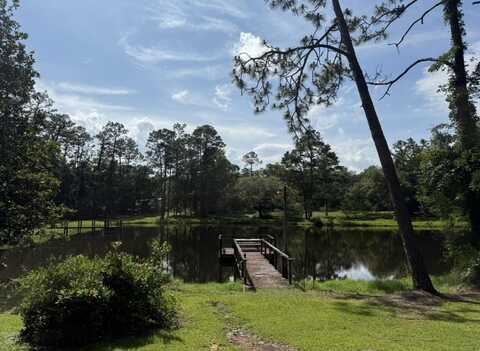 2226 W James Lee Boulevard, Crestview, FL 32536