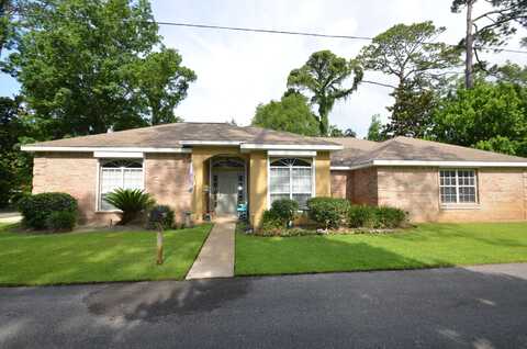 109 Point Comfort Road, Mary Esther, FL 32569