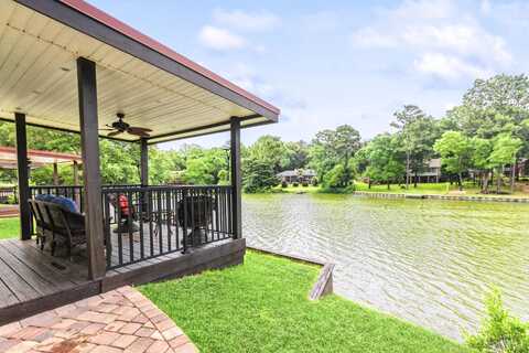 1056 Lake Way Drive, Niceville, FL 32578