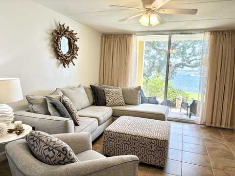 209 West Miracle Strip Parkway, Mary Esther, FL 32569