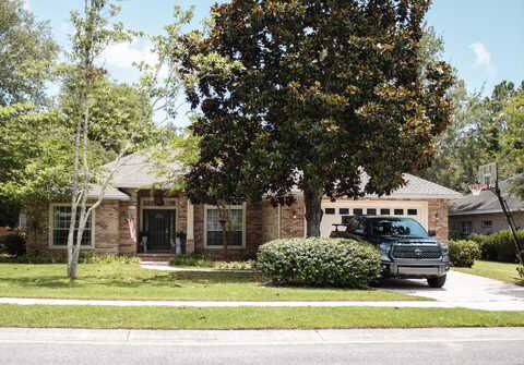 807 Coldwater Creek Circle, Niceville, FL 32578