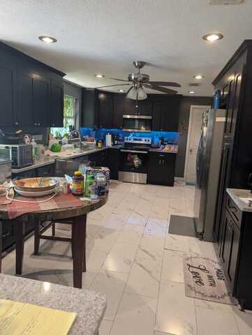 205 Cloverdale Boulevard, Fort Walton Beach, FL 32547