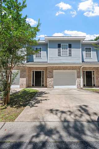 996 Leigh Ann Lane, Fort Walton Beach, FL 32547