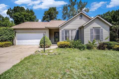 2207 Oakwood Park Drive, South Bend, IN 46628