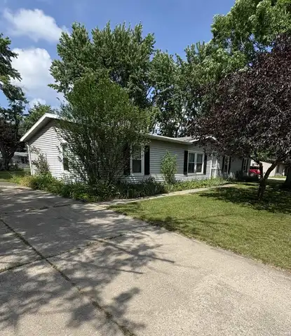 30103 Wren Street, Elkhart, IN 46517