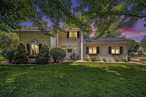 1116 Beechwood Drive, Nappanee, IN 46550