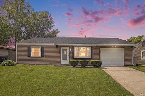 1946 Renfrew Drive, South Bend, IN 46614