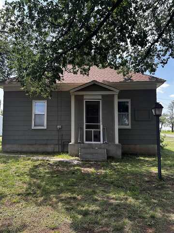 404 SW Third, Buffalo, OK 73834