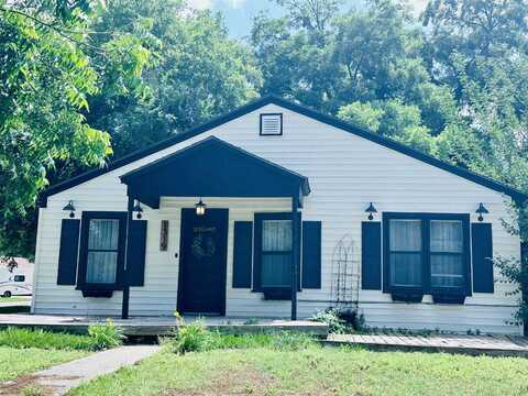 1319 N Quincy, Enid, OK 73701