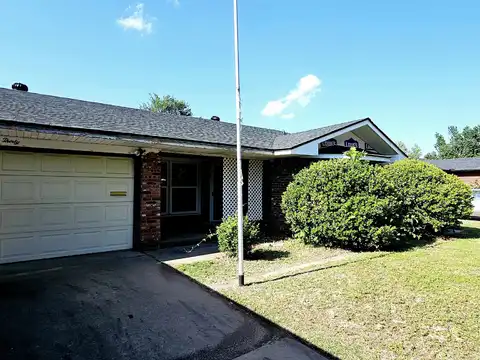 1330 Gannon, Enid, OK 73703