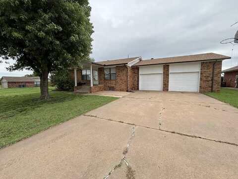 1417 Matthew Dr, Enid, OK 73701