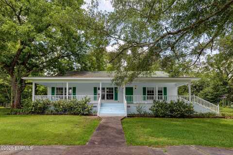 104 Church Street, DeKalb, MS 39328