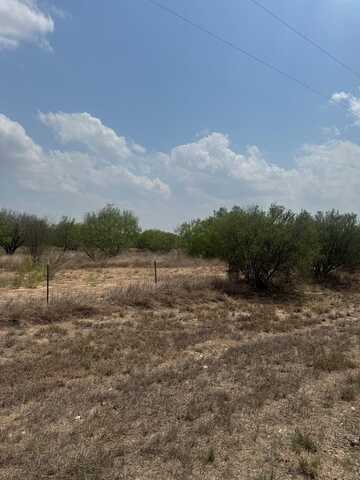 6117 FM 1986, La Pryor, TX 78872