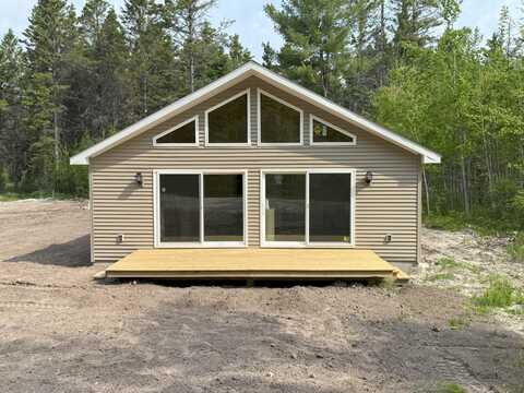 680 Edgewood DR, Cedarville, MI 49719