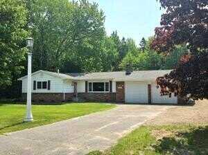 3325 SHERMAN PARK DR, Muir, MI 49783