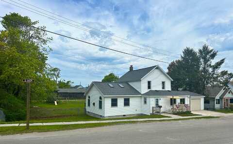 199 High ST, Saint Ignace, MI 49781