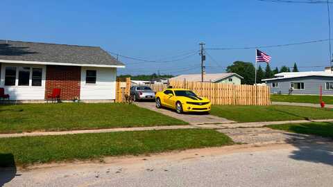 32 White Pine WAY, Kincheloe, MI 49788