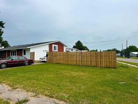 32 White Pine WAY, Kincheloe, MI 49788