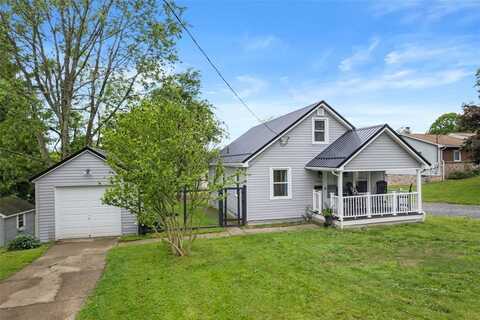 190 Elm St, Daugherty Twp, PA 15066