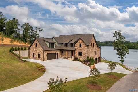 305 Lake Pointe Drive, Lincoln, AL 35096