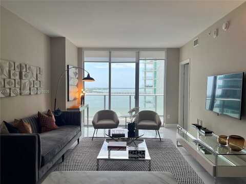 1300 Brickell Bay Dr 2307, Miami, FL 33131