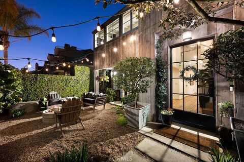 604 Begonia Avenue, Corona Del Mar, CA 92625