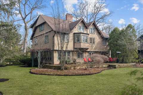 215 Prospect Avenue, Highland Park, IL 60035