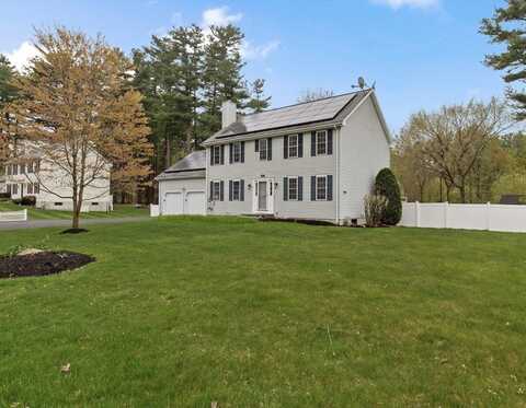 85 Pine St, Franklin, MA 02038