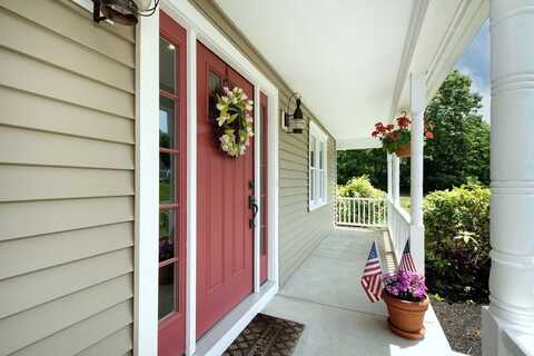 13 Deer Run Rd, Kingston, MA 02364