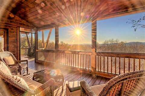 25 White Eagle Trail, Mineral Bluff, GA 30559