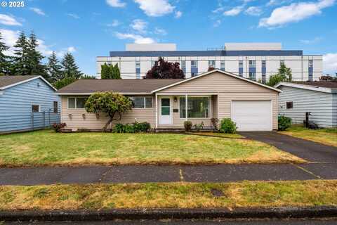 10438 NE DAVIS ST, Portland, OR 97220