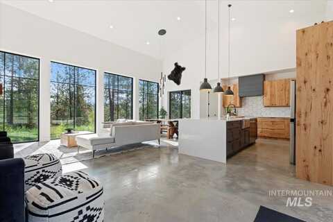 16 Lost River Dr, McCall, ID 83638