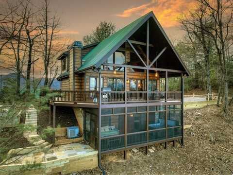 755 Brittney Drive, Blue Ridge, GA 30513