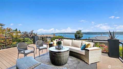 2923 Viewmont Place, Camano Island, WA 98282