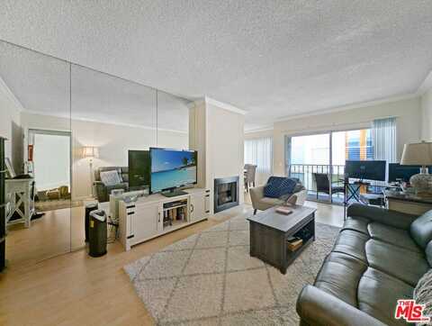 1538 11th Street 8, Santa Monica, CA 90401