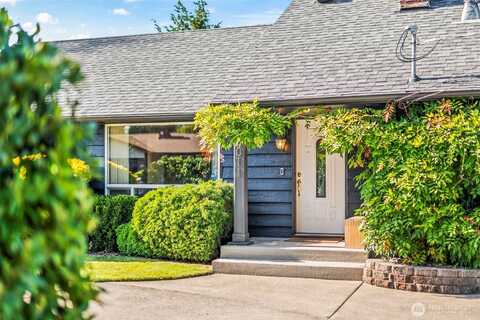 8011 40th Street W, University Place, WA 98466