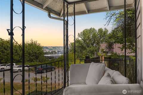 1306 E 32nd Street, Tacoma, WA 98404