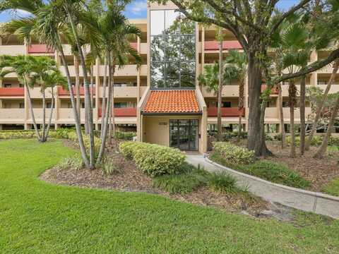 3062 EASTLAND BOULEVARD 405, CLEARWATER, FL 33761