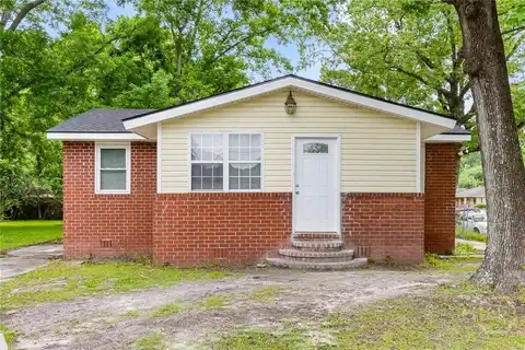 4204 Liberty Parkway, Savannah, GA 31405