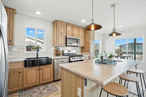 4422 CIRCLEWOOD DR, Rapid City, SD 57703