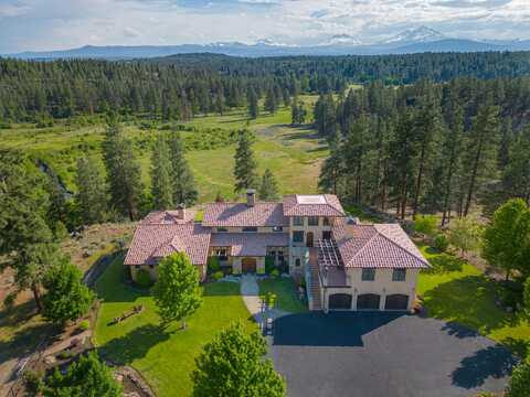16465 Suntree Lane, Sisters, OR 97759