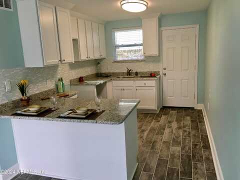 328 15TH Avenue N 1, Jacksonville Beach, FL 32250