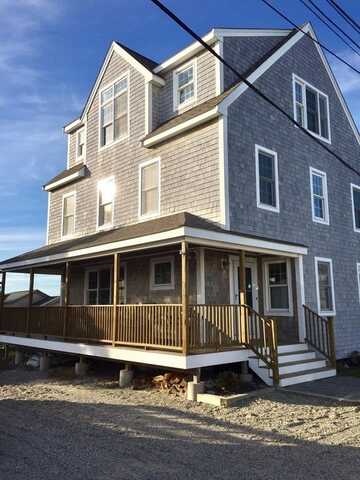 52 Ocean Rd N, Duxbury, MA 02332