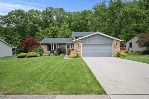 5602 Ely Vista Drive, Parma, OH 44129