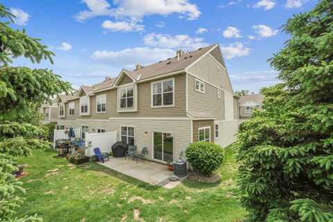594 Stonewood Lane, Burnsville, MN 55306